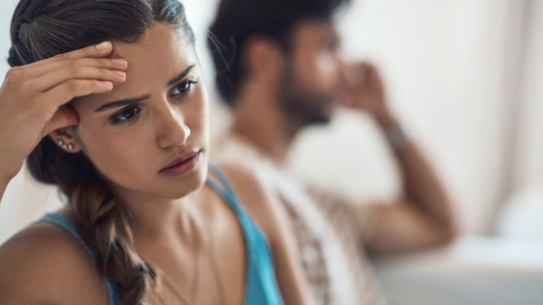 Un hombre indio pidió el divorcio de su esposa porque ella no se baña todos los días